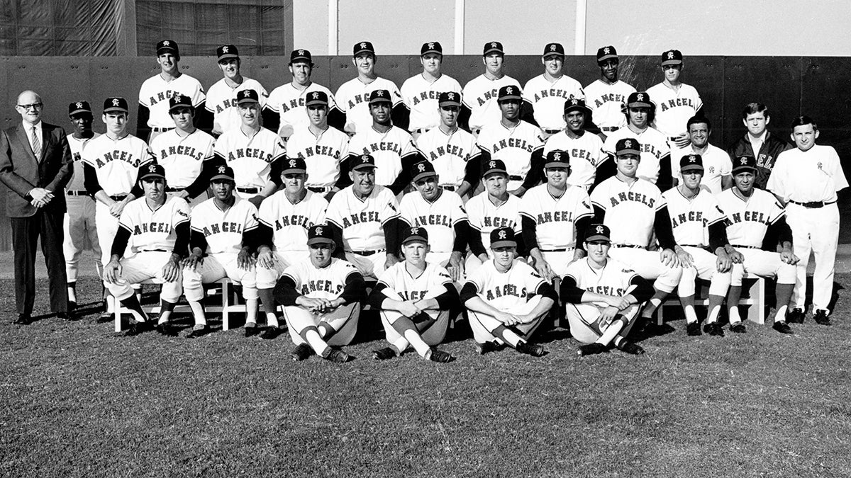 1970 California Angels team portrait